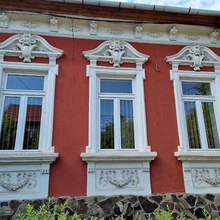 Casa Victoria Apartment Targu Mures Exterior photo