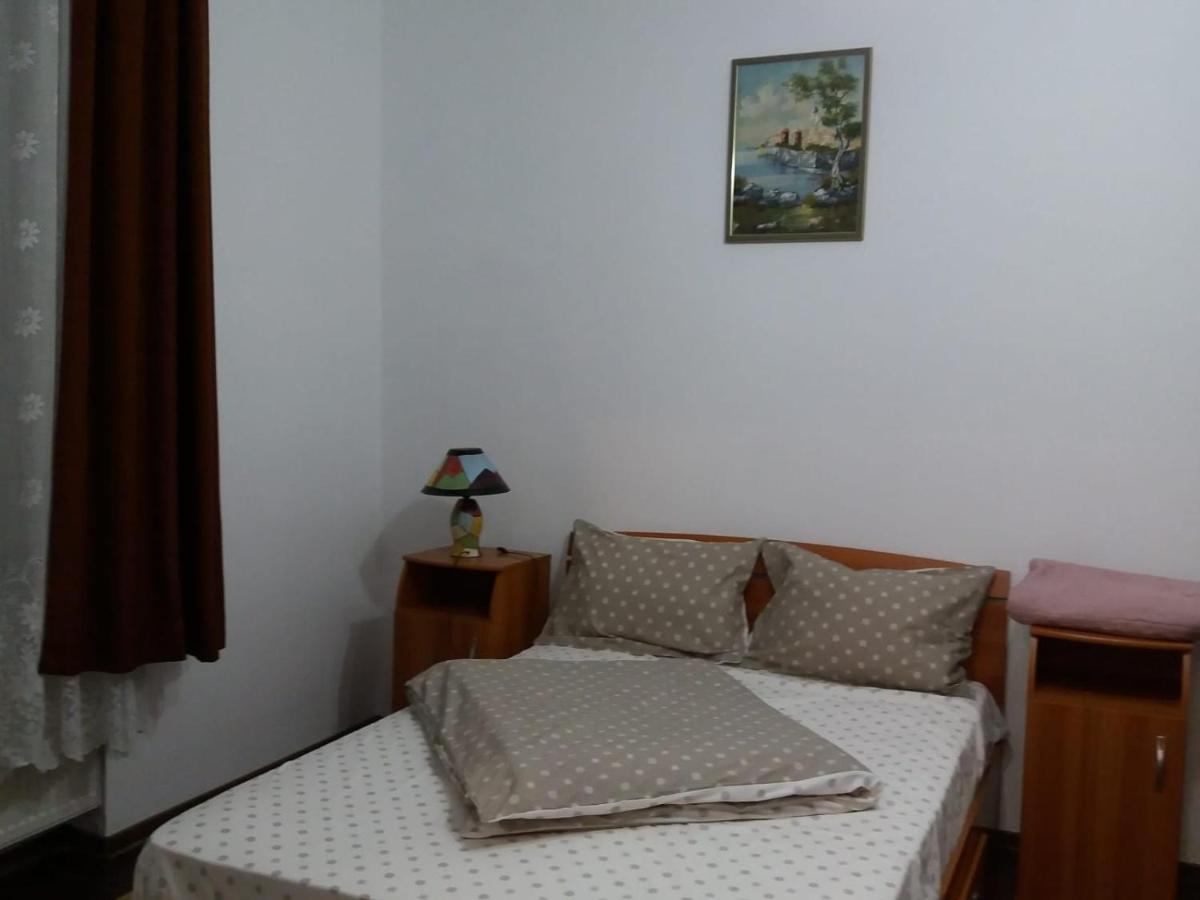 Casa Victoria Apartment Targu Mures Exterior photo